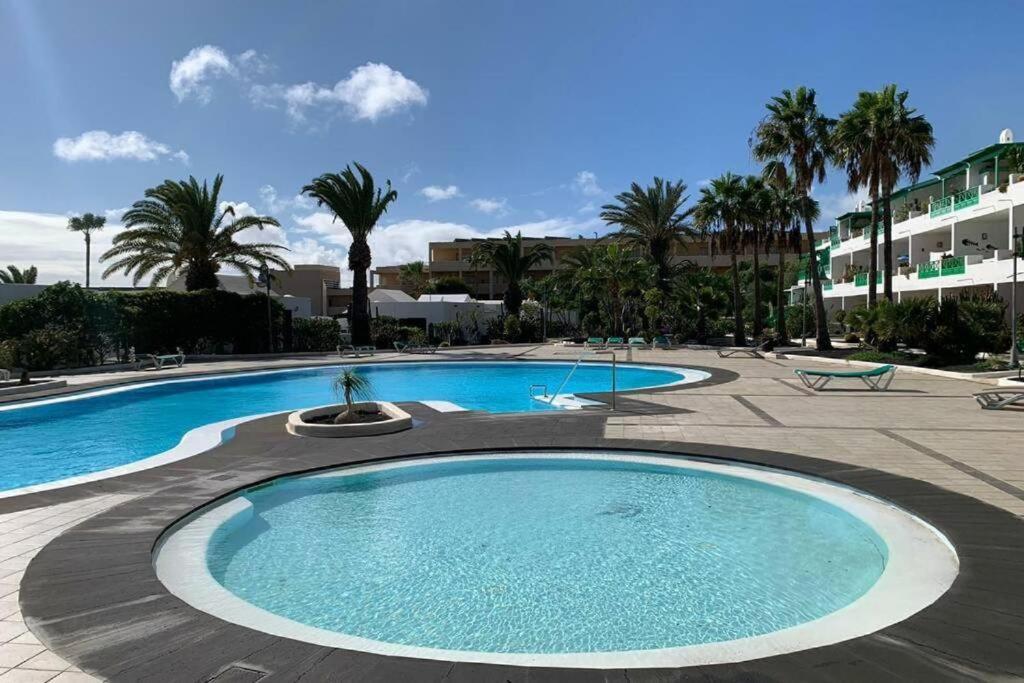 Playa Bastian First Line Of The Sea Apartman Costa Teguise Kültér fotó